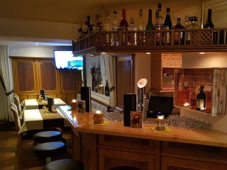 Bar 1