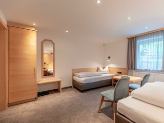 Dreibettzimmer ohne Balkon
