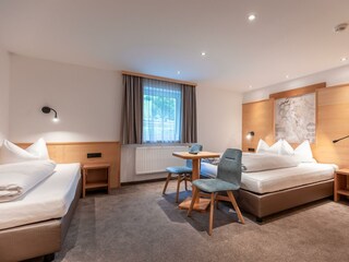 Dreibettzimmer ohne Balkon