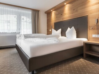 Doppelzimmer TOP 1