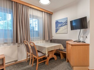 Esstisch Ferienwohnung TOP 3 ohne Balkon