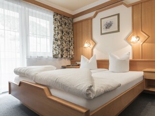 SCHMID Rooms & Apartments