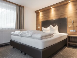 SCHMID Rooms & Apartments