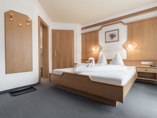 SCHMID Rooms & Apartments