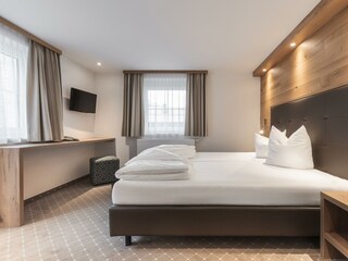 SCHMID Rooms & Apartments