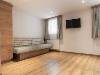 SCHMID Rooms & Apartments