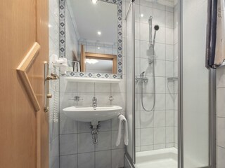 SCHMID Rooms & Apartments