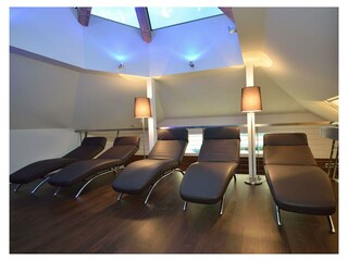 8Y2ey_0IFaH0-EK_ItEZuSFgz4IMNDV8zCmXLJzSlzM[1]