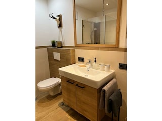 e5c39758-a541-4c2c-aa8c-b6ddf21e443d