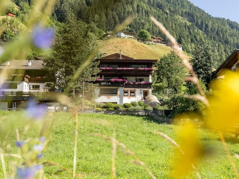 Apartment Gulla - Ferienhaus, Appartement & B&B