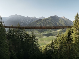 Haengebruecke-Stubai-c-AndreSchoenherr_24