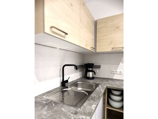 a1a9154d-4e12-4762-9231-5bfbfd99b795