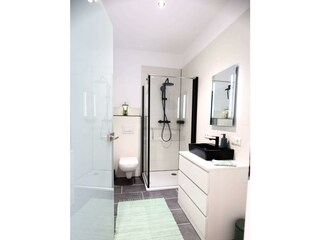 72f6e759-4ae4-4f26-a4d4-17f04c3646fe