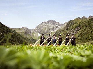 TVBStubaiTirol_AndreSchoenherr_tradition_1