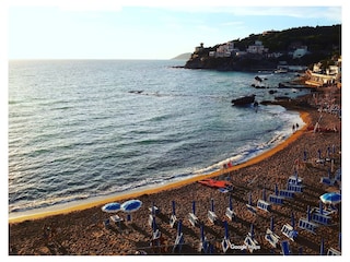 Baia del Quercetano in Castiglioncello