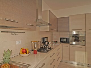 Die schöne Küche mit alle Konfort