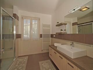 Komplette Badezimmer