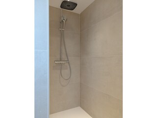 Bad Obergeschoss Walk-In Dusche