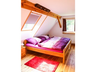 Schlafraum mit Doppelbett