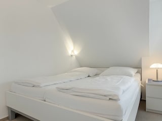 1. Schlafzimmer