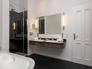 Hotel Neddesitz Badezimmer 6