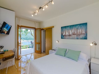 Apartment Molunat Ausstattung 13