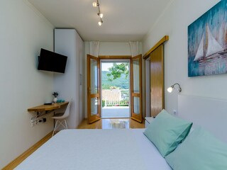 Apartment Molunat Ausstattung 17