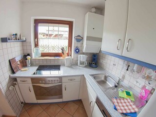 Separate Küche mit kompletter Ausstattung