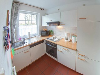 Separate Küche - mit kompletter Ausstattung