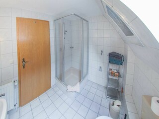 Weitere Perspektiver Duschbad