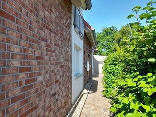 Zuwegung zur Wohnung - Fahrradabstellmöglichkeit hinten