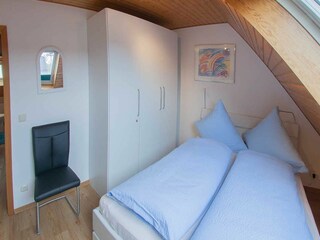 Weitere Perspektive Schlafraum 1