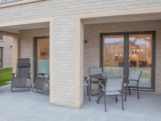 Frische Luft genießen - Liegen und Sitzmobiliar