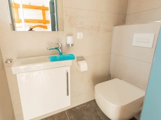 Das Gäste-WC im Flurbereich