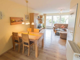 Der Essplatz - Blick zur Terrasse