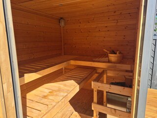 Wir wünschen entspannte Zeiten in unserer Außensauna