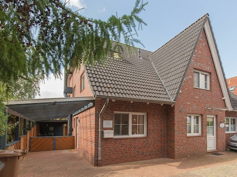 Vakantieappartement Vakantiehuis Lüttjes Strandhus, vakantieappartement te huur aan de Noordzee