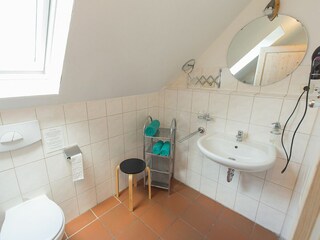 Fenster-Duschbad obere Etage