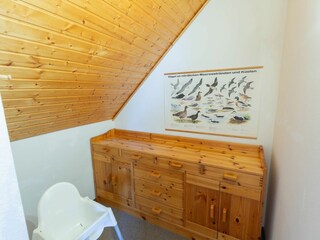 Durchgang - wir halten Kinderbett und Hochstuhl bereit