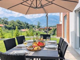 Ferienhaus Colico Außenaufnahme 1