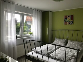 Schlafzimmer 4
