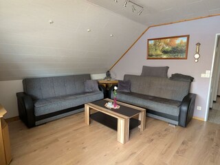 Wohnzimmer mit Couch