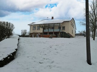 Hausansicht im Winter 6.1