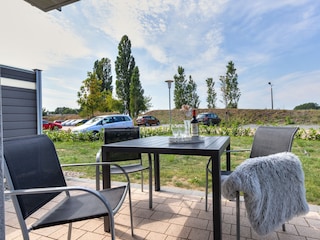 Terrasse mit Garten
