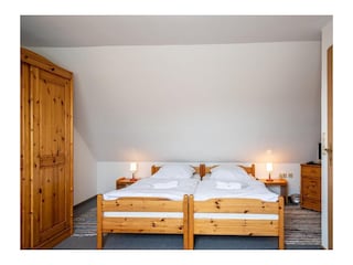 Schlafzimmer2