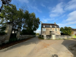 Ferienhaus Vault-de-Lugny Außenaufnahme 2