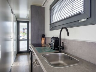 House boat Kamperland Features 12