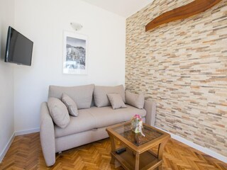 Apartment Molunat Features 10