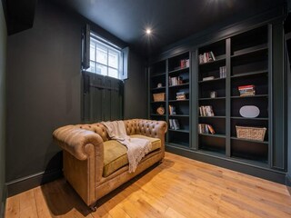 Holiday house Bath Features 10