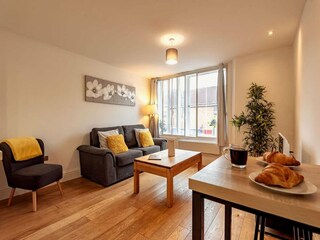 Apartment Welt Features 16